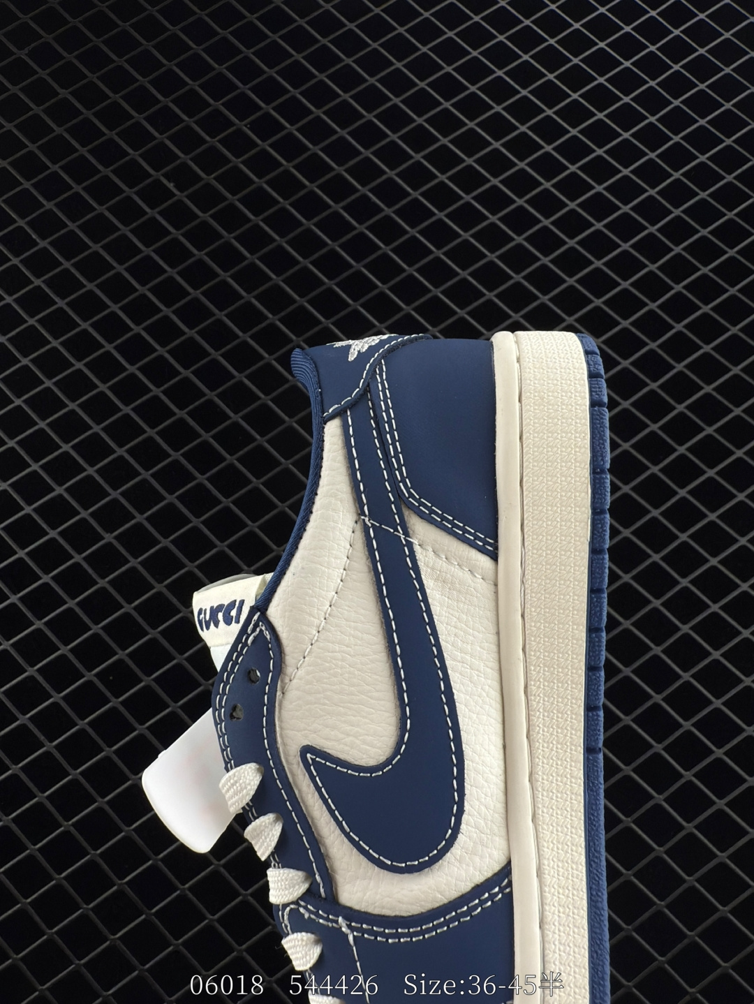 Nike Air Jordan 1 x Travis Scott AJ1